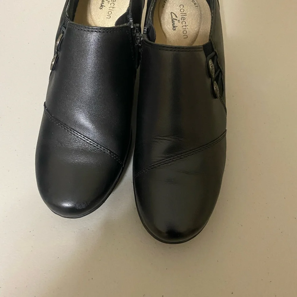 NWOT Clarks Emalie Warren Leather Shootie - Picture 2 of 4